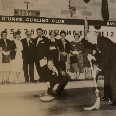 2019-10-08_1302-421-opening-of-the-curling-club_sq.jpg